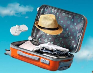 Gifts Ideas for Travelers: 5 Essentials They Need